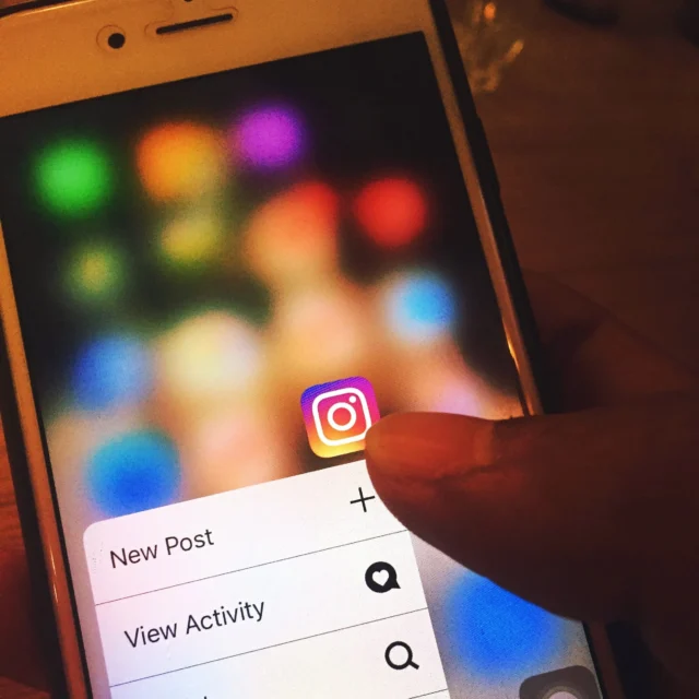Instagram new post button