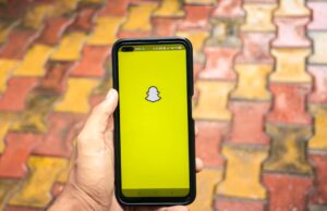 Maximizing Brand Impact on Snapchat: A Dual Approach to Advertising