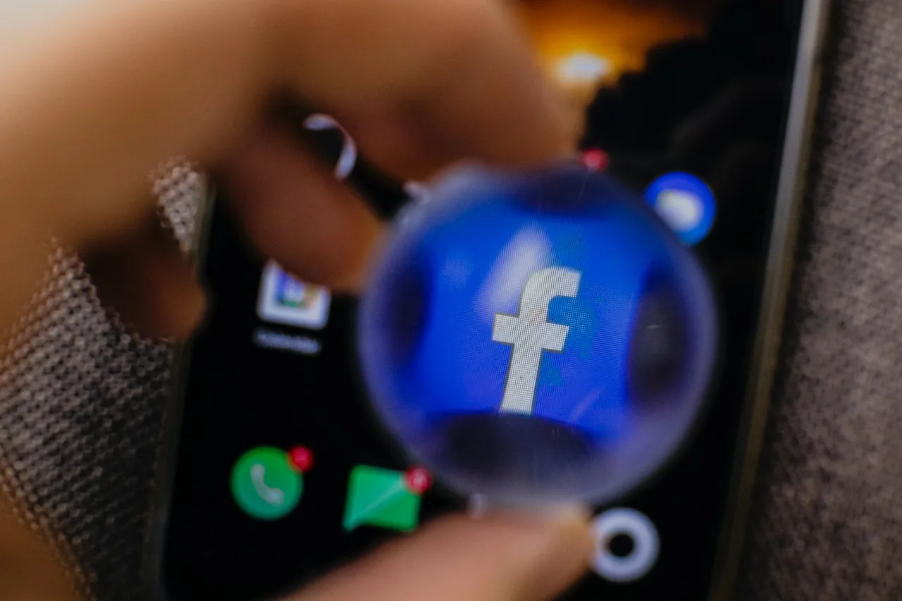 Facebook Logo